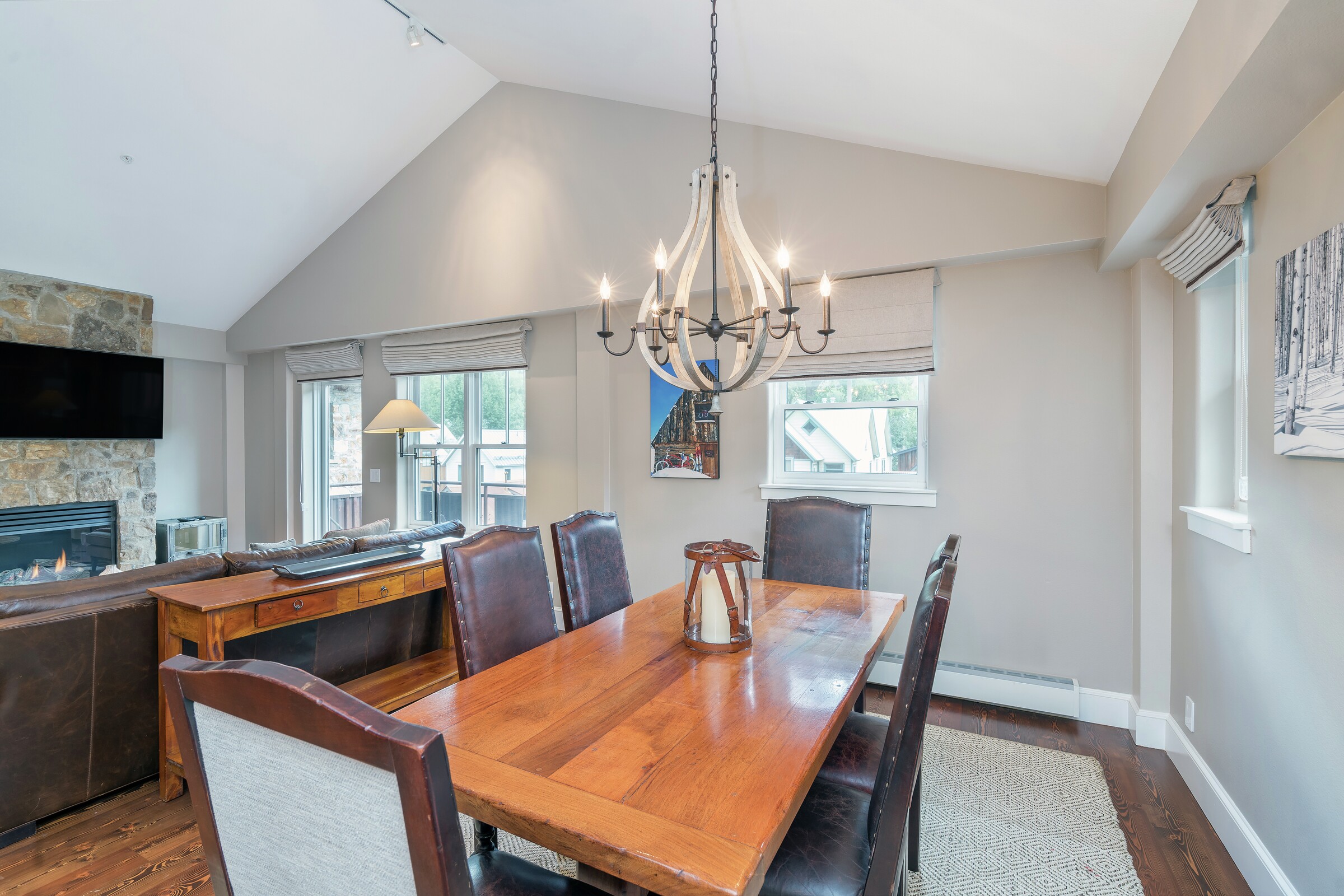 #304 - Dining Room