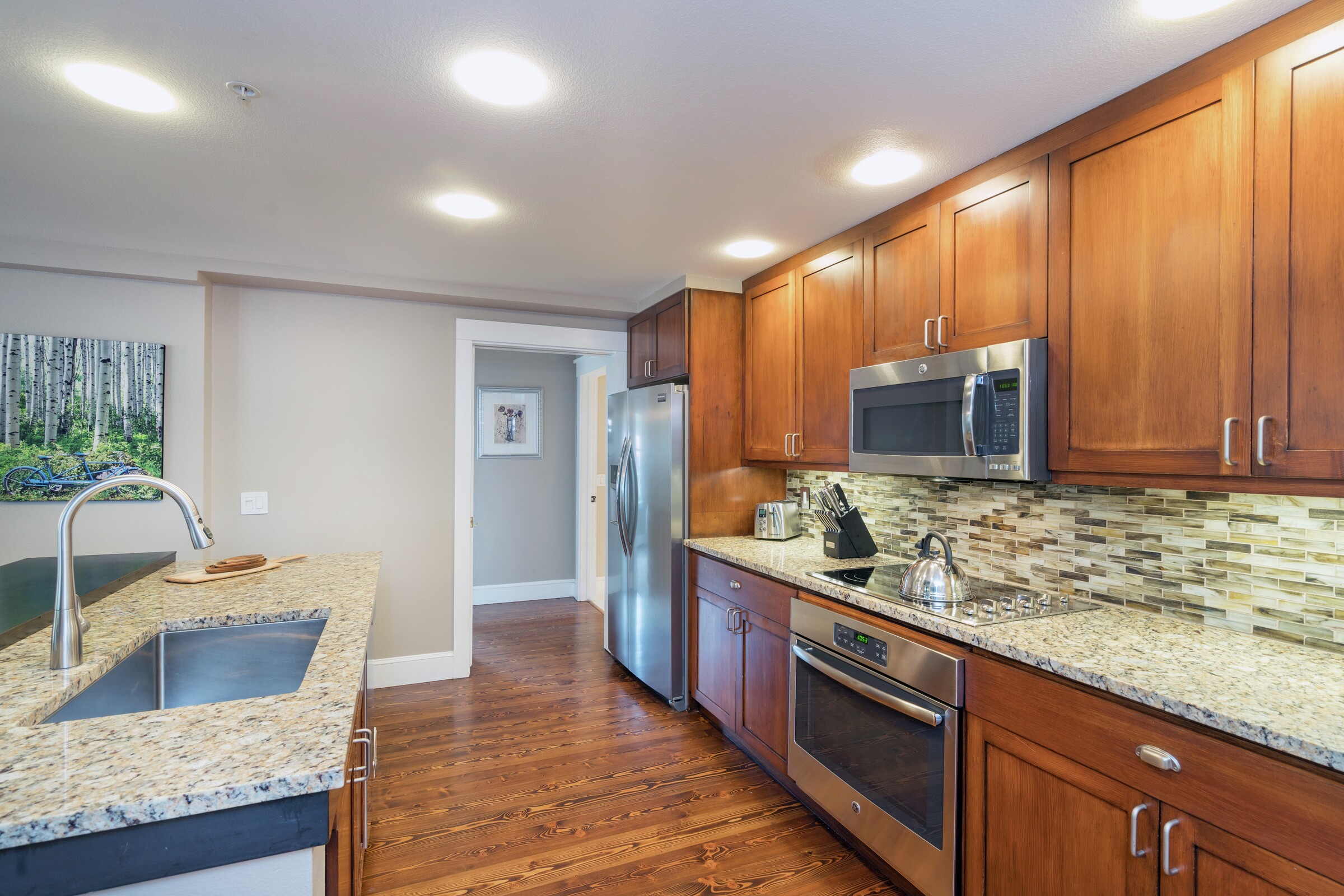 #304 - Kitchen