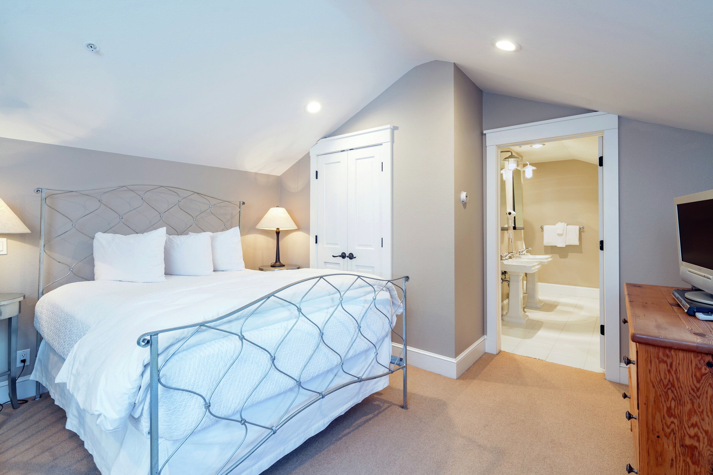 #308 - Bedroom