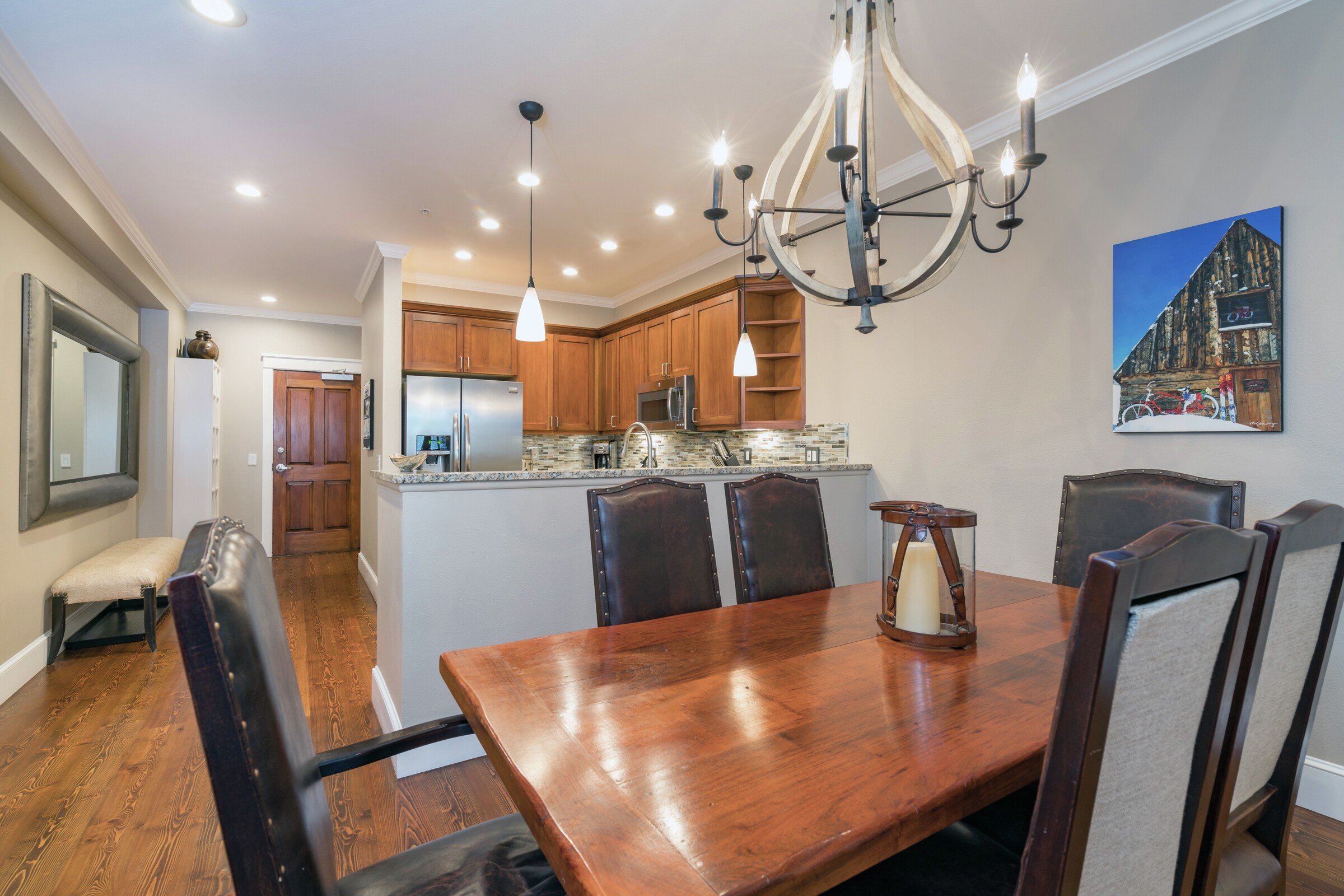 #207 - Dining Room