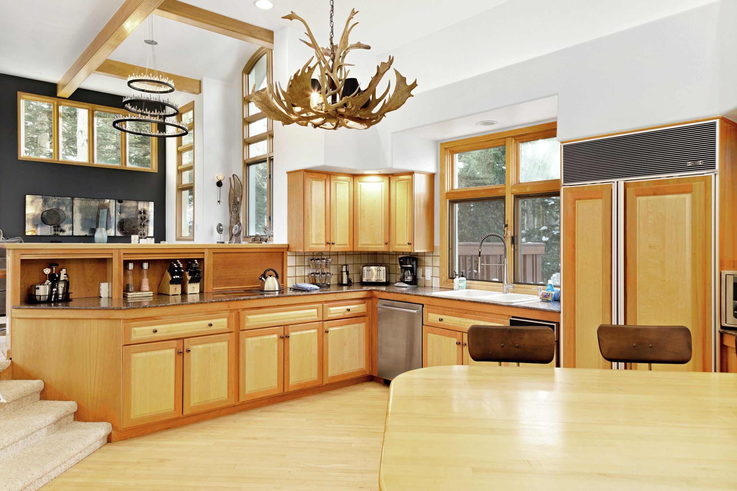5 Bdrm 5.5 Bath HT - Kitchen