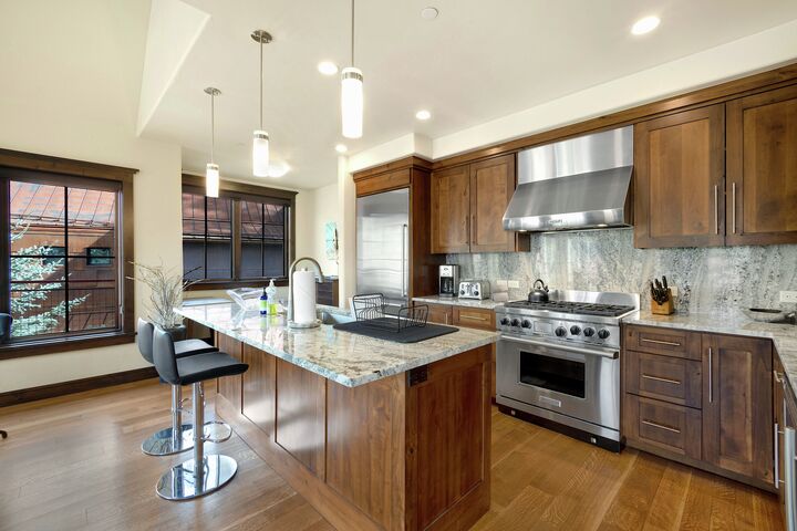 #12 - Kitchen