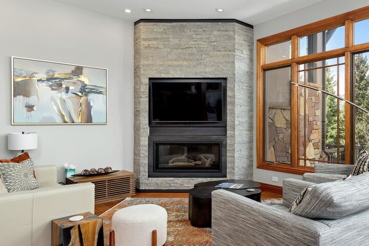 #134 - Living Area