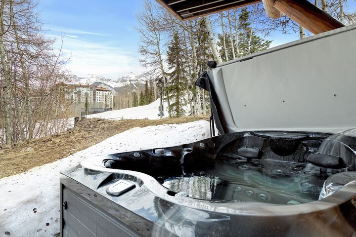 #134 - Patio with Hot Tub