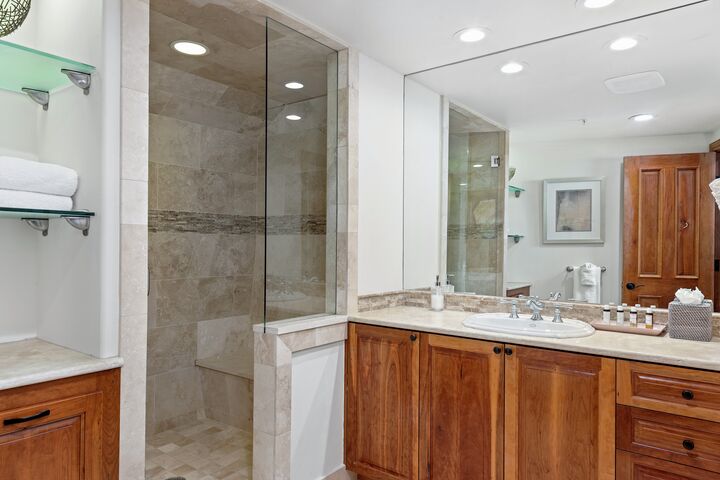 #134 - Ensuite Bathroom
