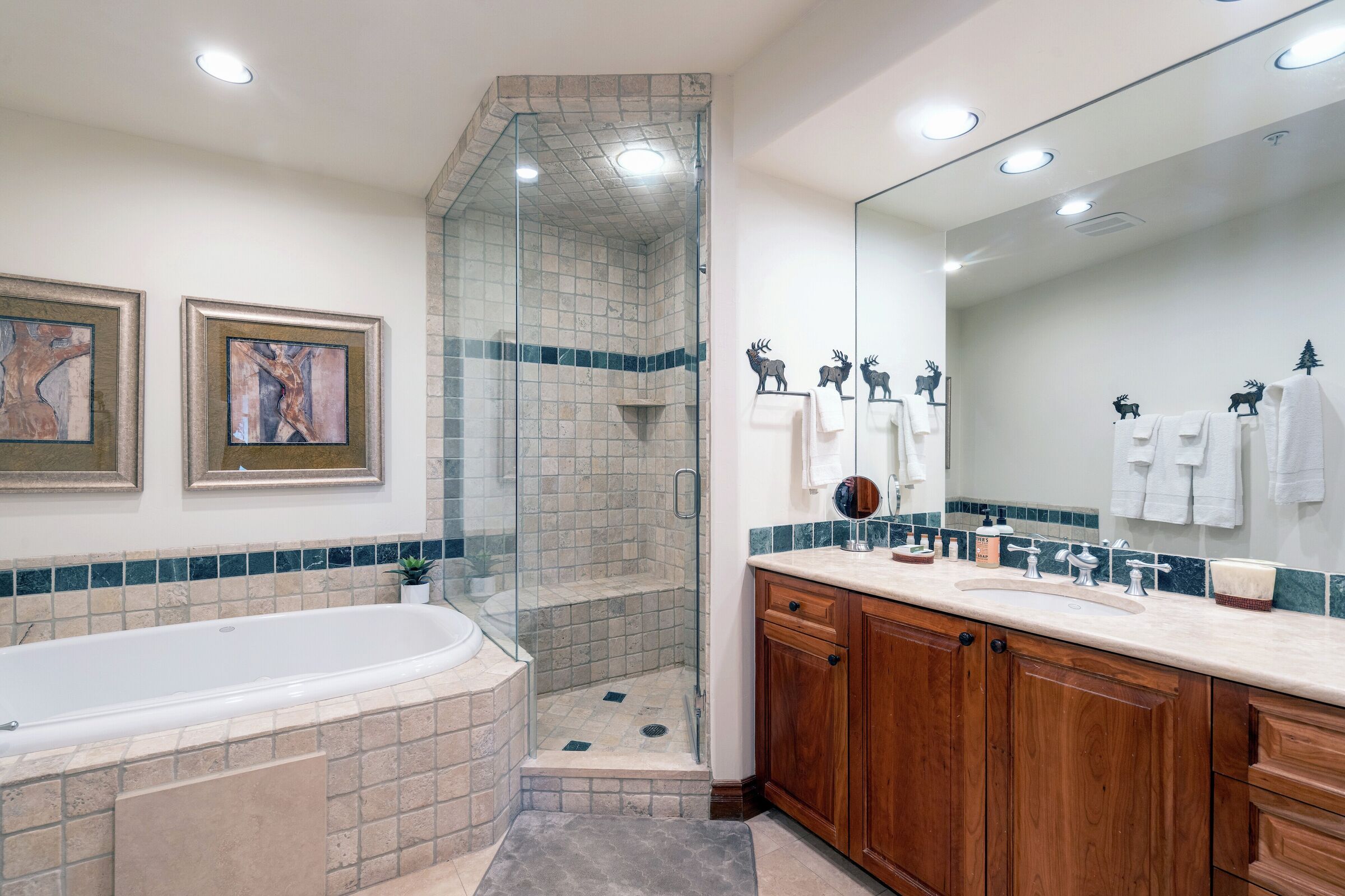 Master Ensuite Bathroom