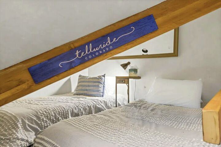 #1402 - Terraces Ridge - Bedroom