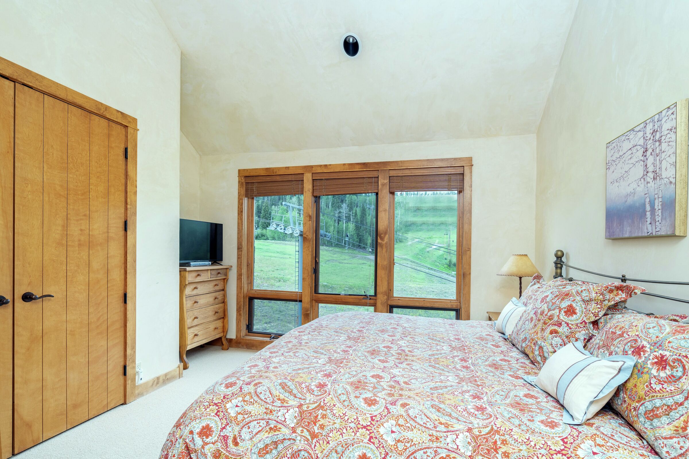 #1202 - Terraces Pathway - Master Bedroom