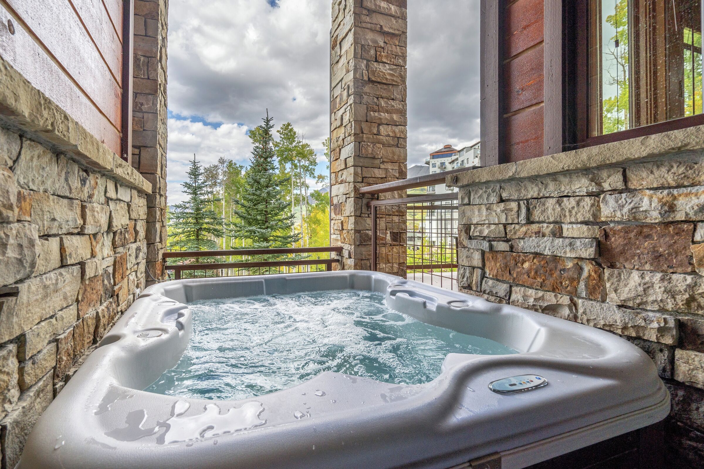 Balcony with Hot Tub