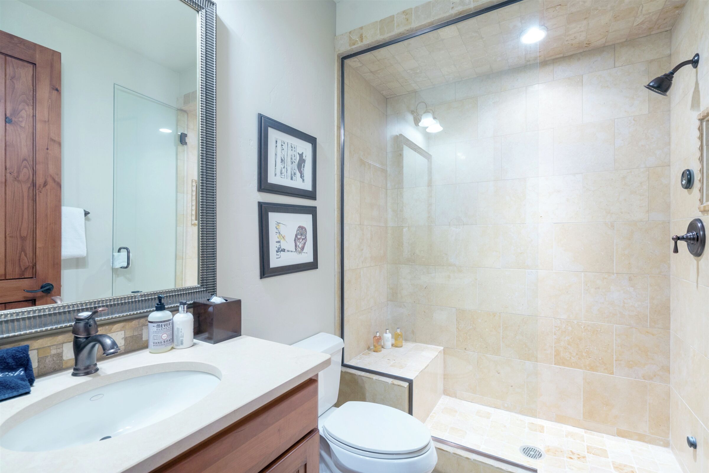 #6 - Tramontana Hill - Bathroom