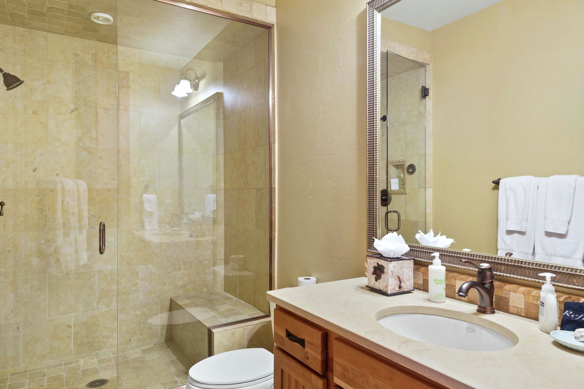 #1 - Tramontana Trailhead - Bathroom