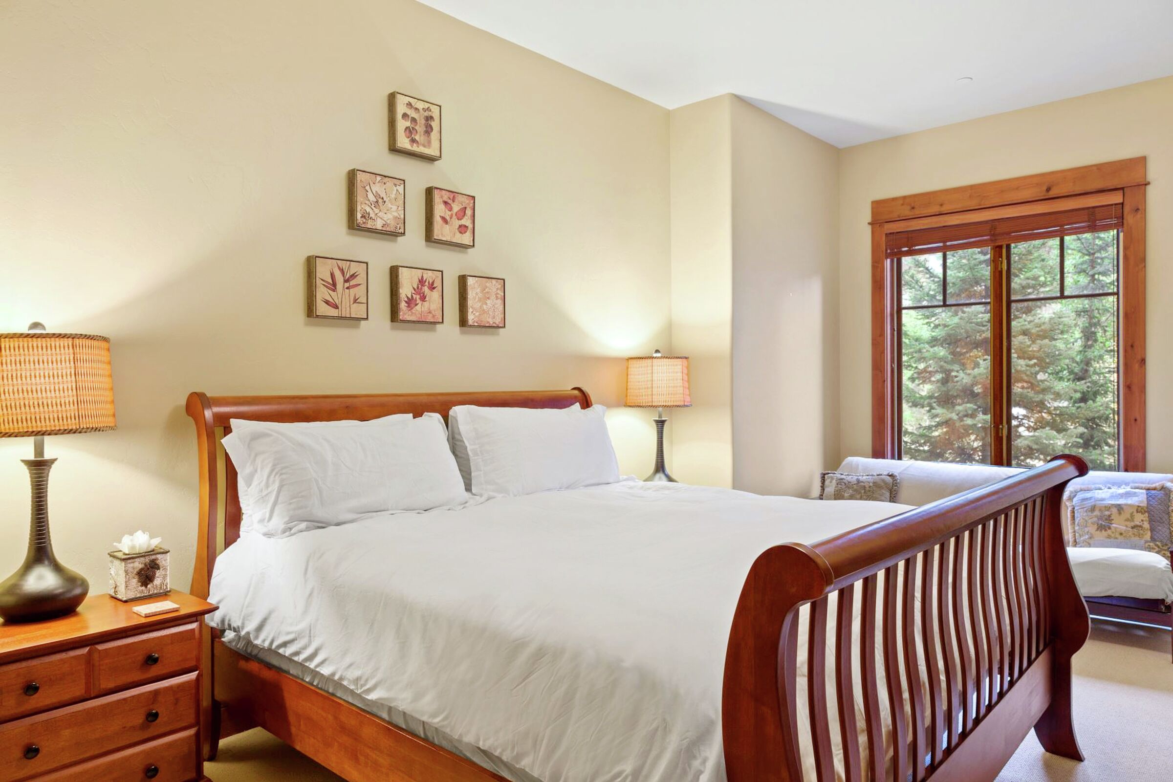#1 - Tramontana Trailhead - Bedroom