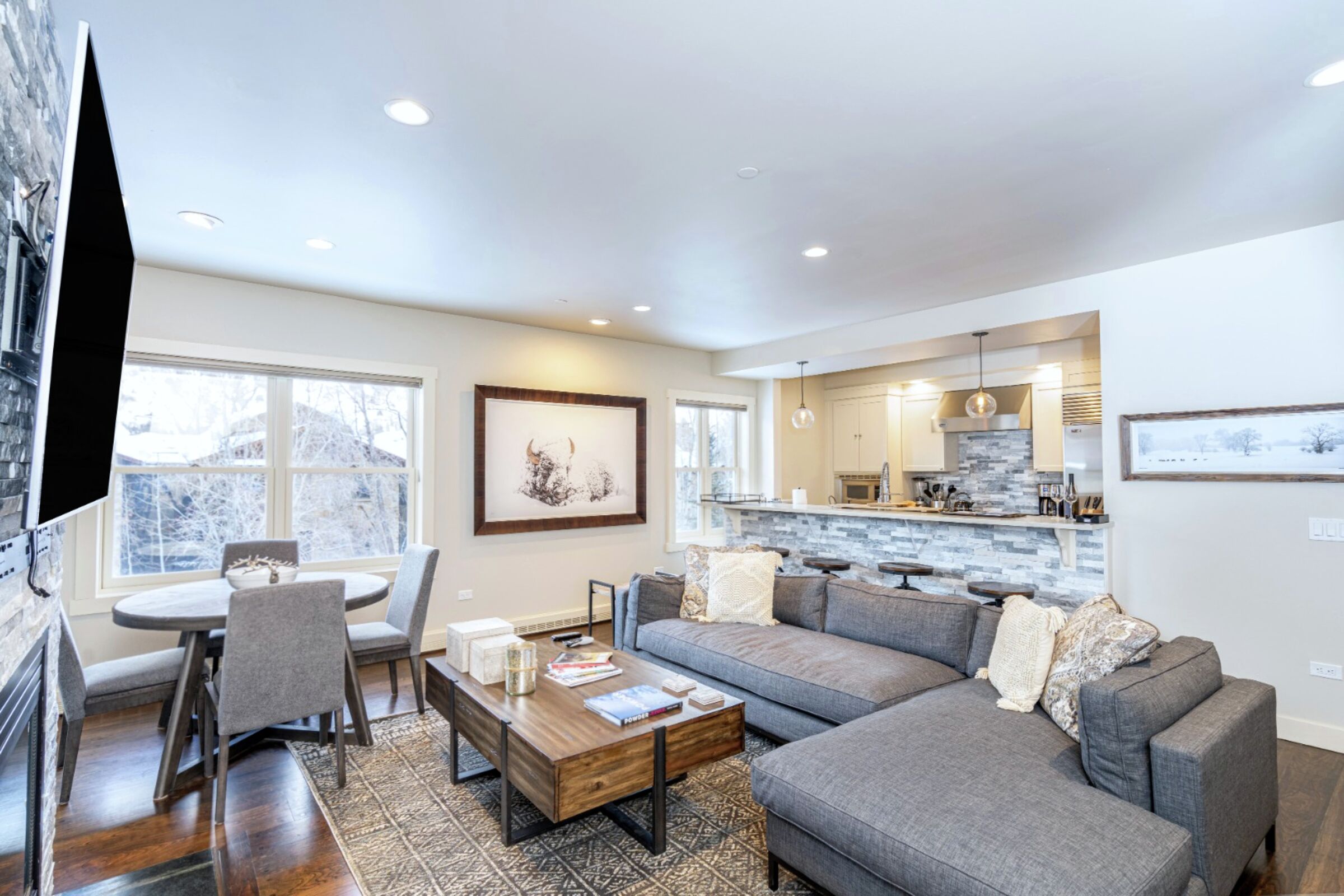 2 Bdrm 2 Bath A12 - Living Room & Dining Room