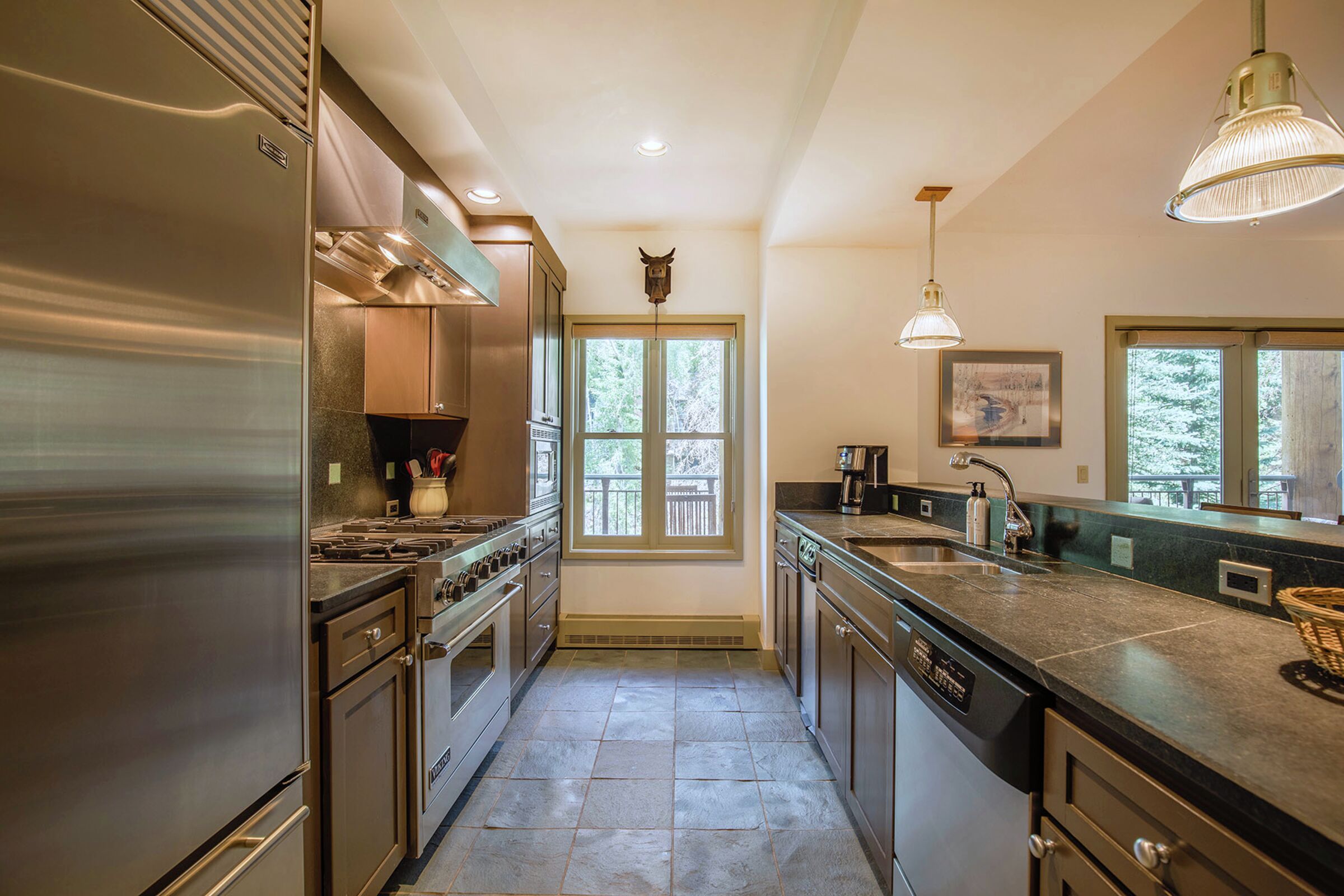 2 Bdrm 2 Bath A6 - Kitchen