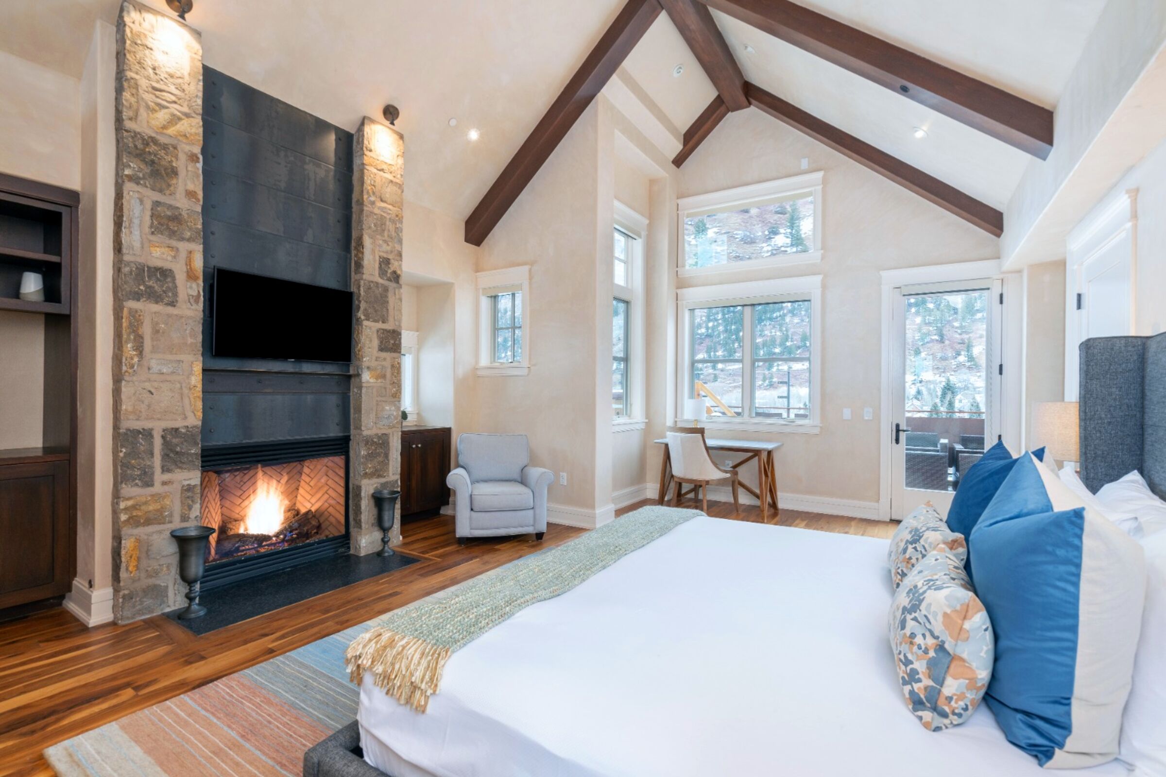 5 Bdrm 5.5 Bath HT S2A - Bedroom