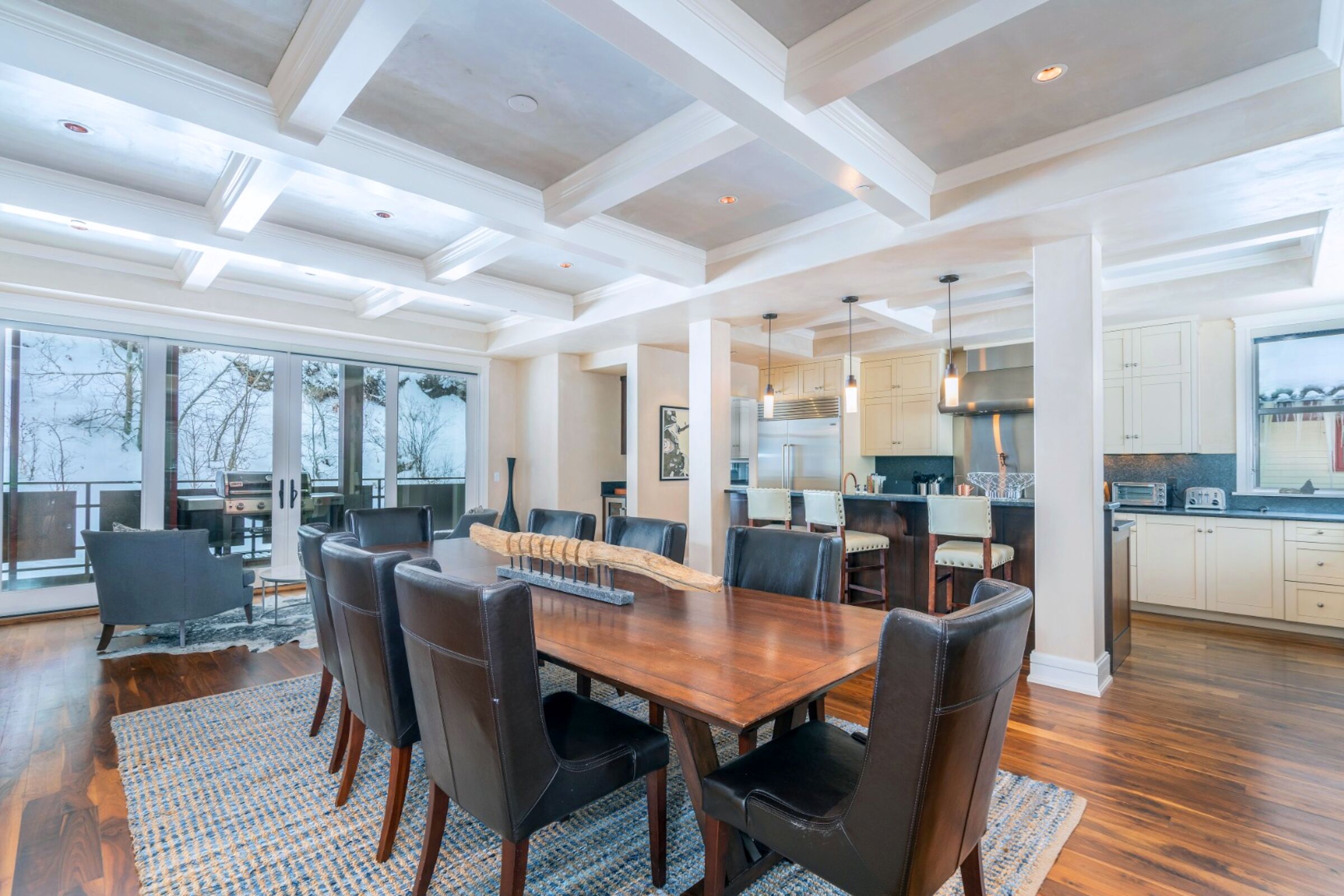 5 Bdrm 5.5 Bath HT S2A - Dining Room & Kitchen