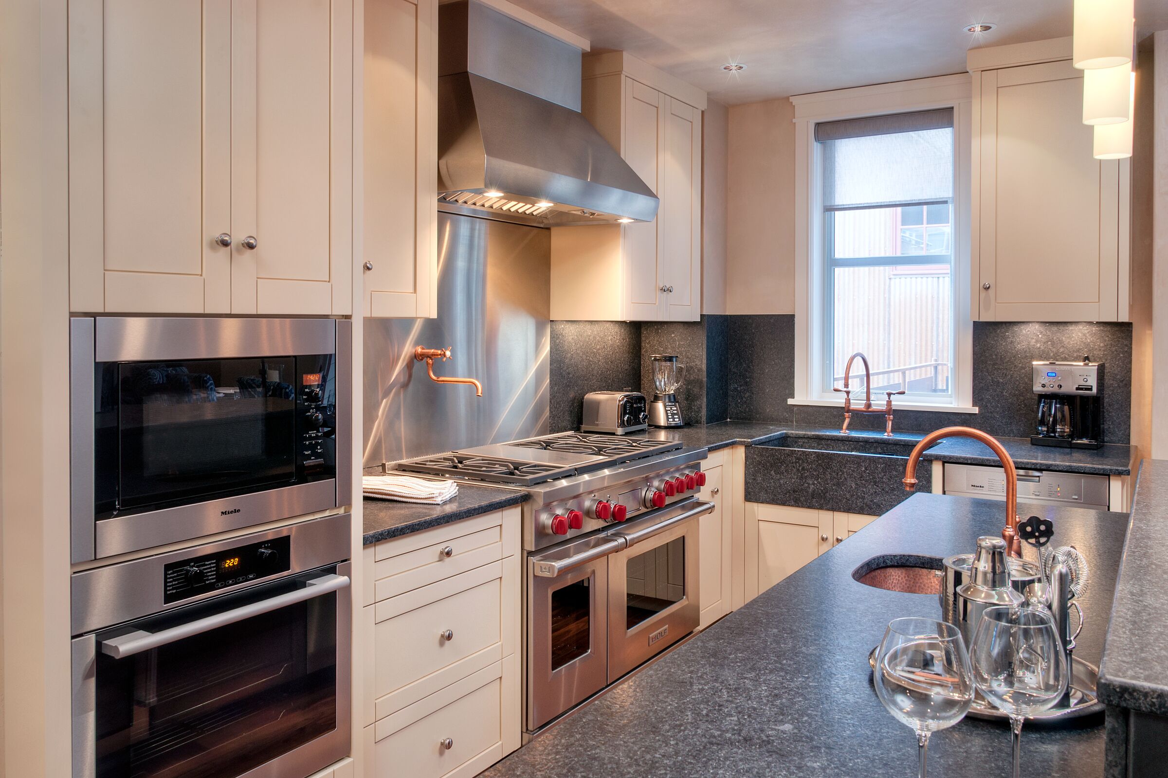 4 Bdrm 4 Bath E2 - Kitchen