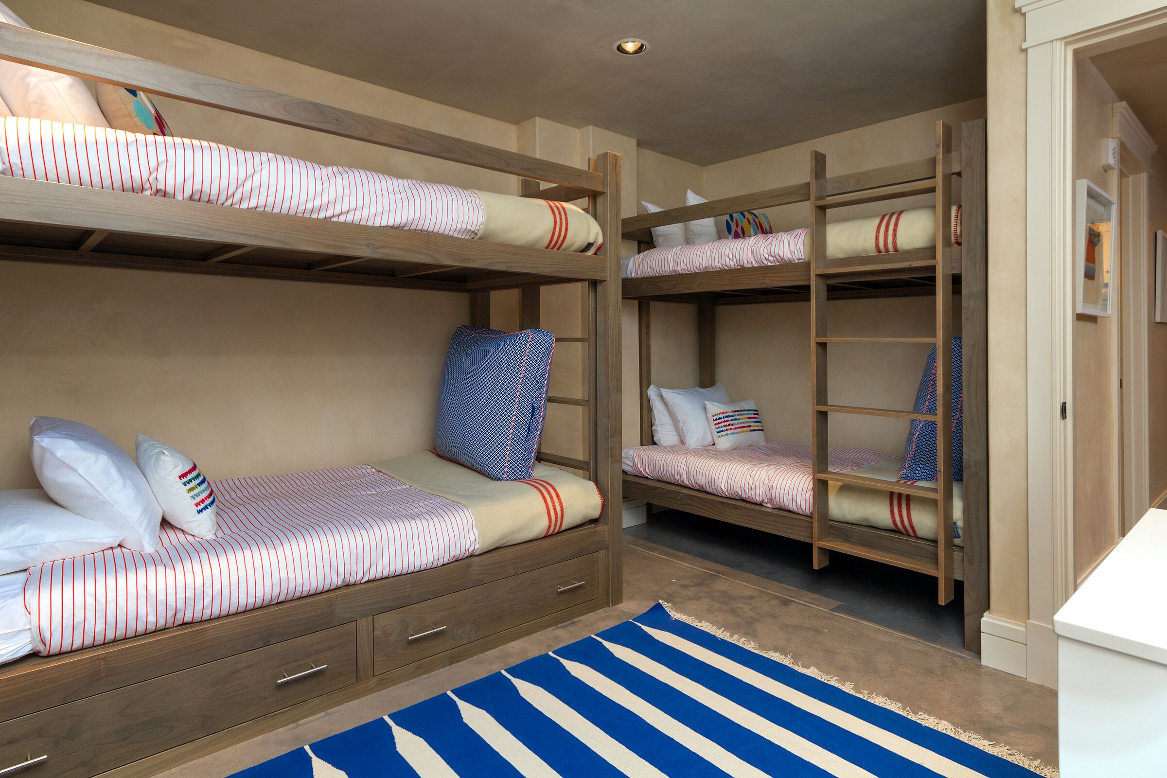 4 Bdrm 4 Bath E2 - Bedroom