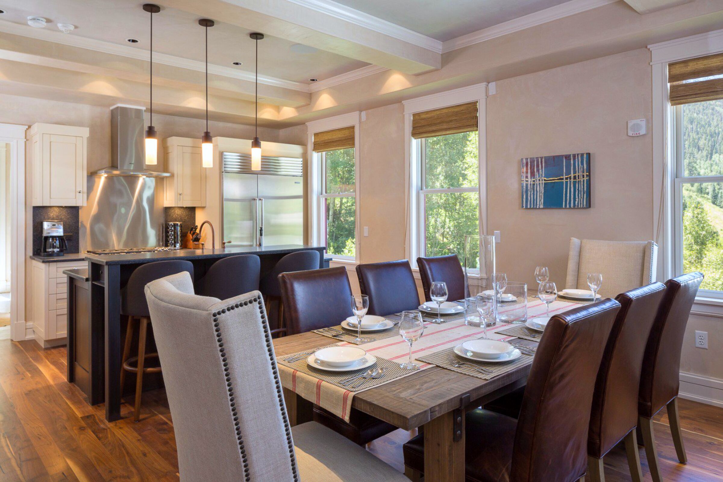 4 Bdrm 4 Bath SW401 - Dining Room & Kitchen
