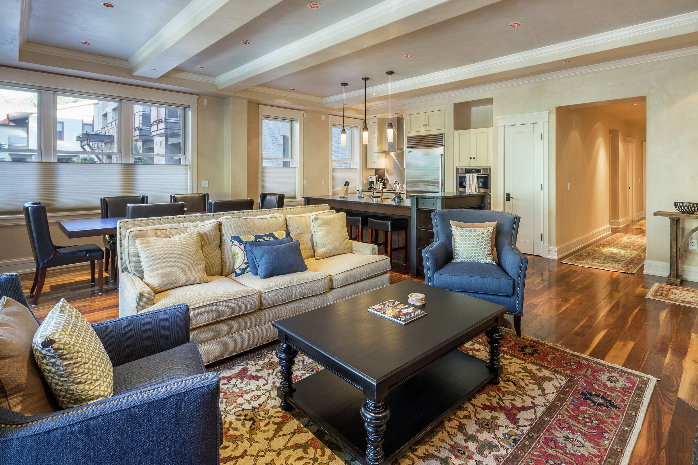 3 Bdrm 3 Bath W102 - Living Room & Dining Room
