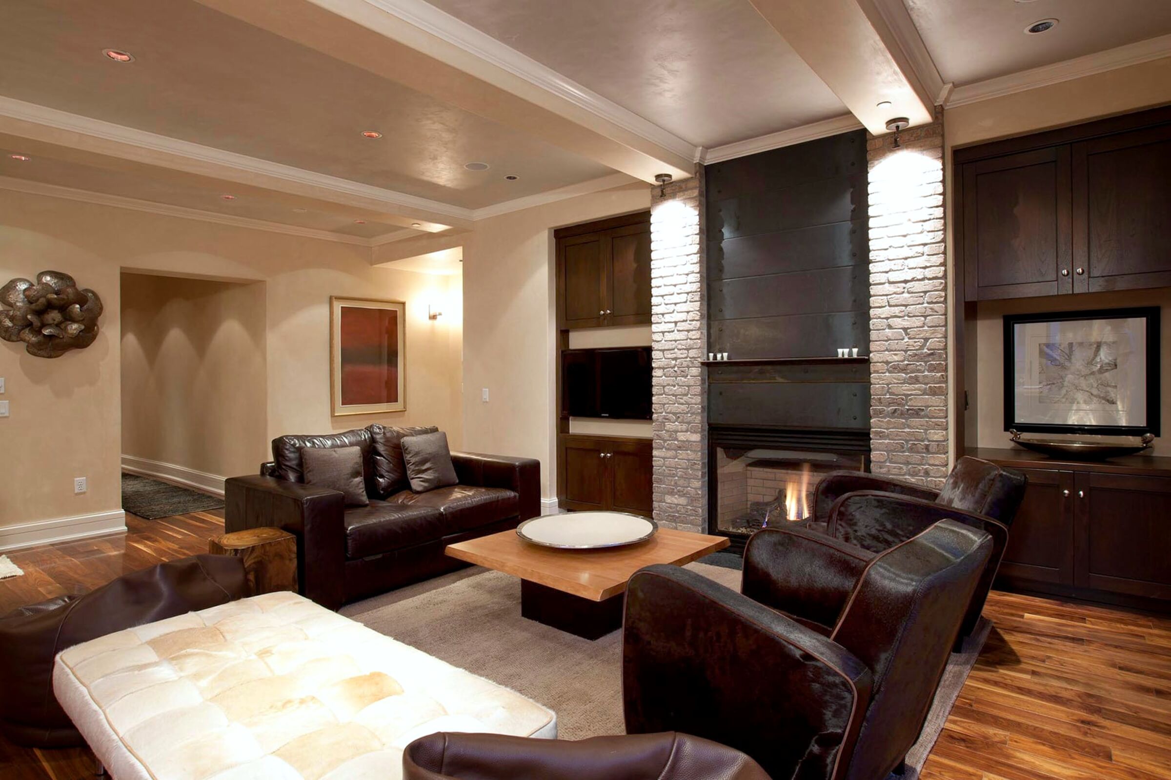 3 Bdrm 3 Bath W202 - Living Room