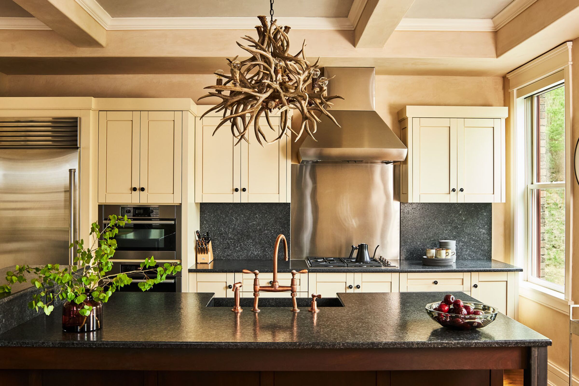 2 Bdrm 2.5 Bath - Kitchen