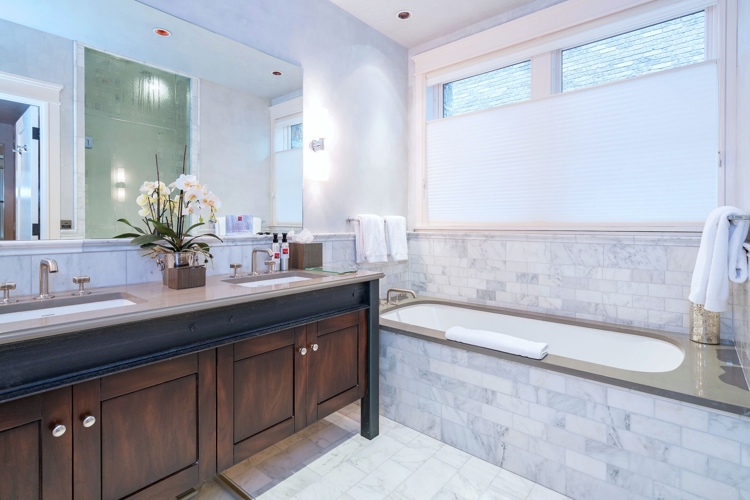 2 Bdrm 2.5 Bath - Bathroom