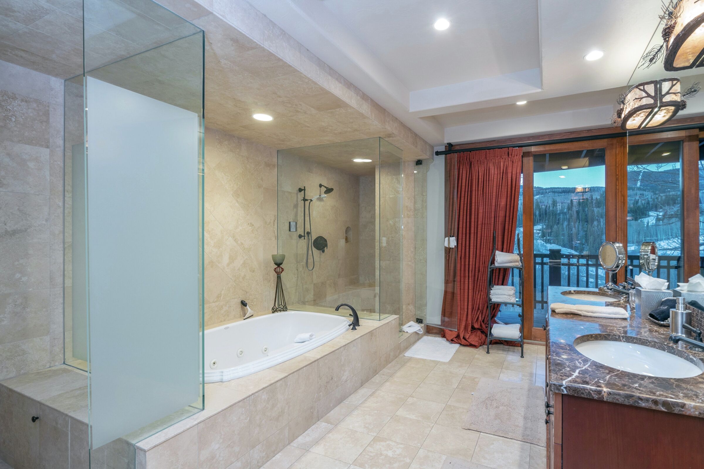 Master Ensuite Bathroom