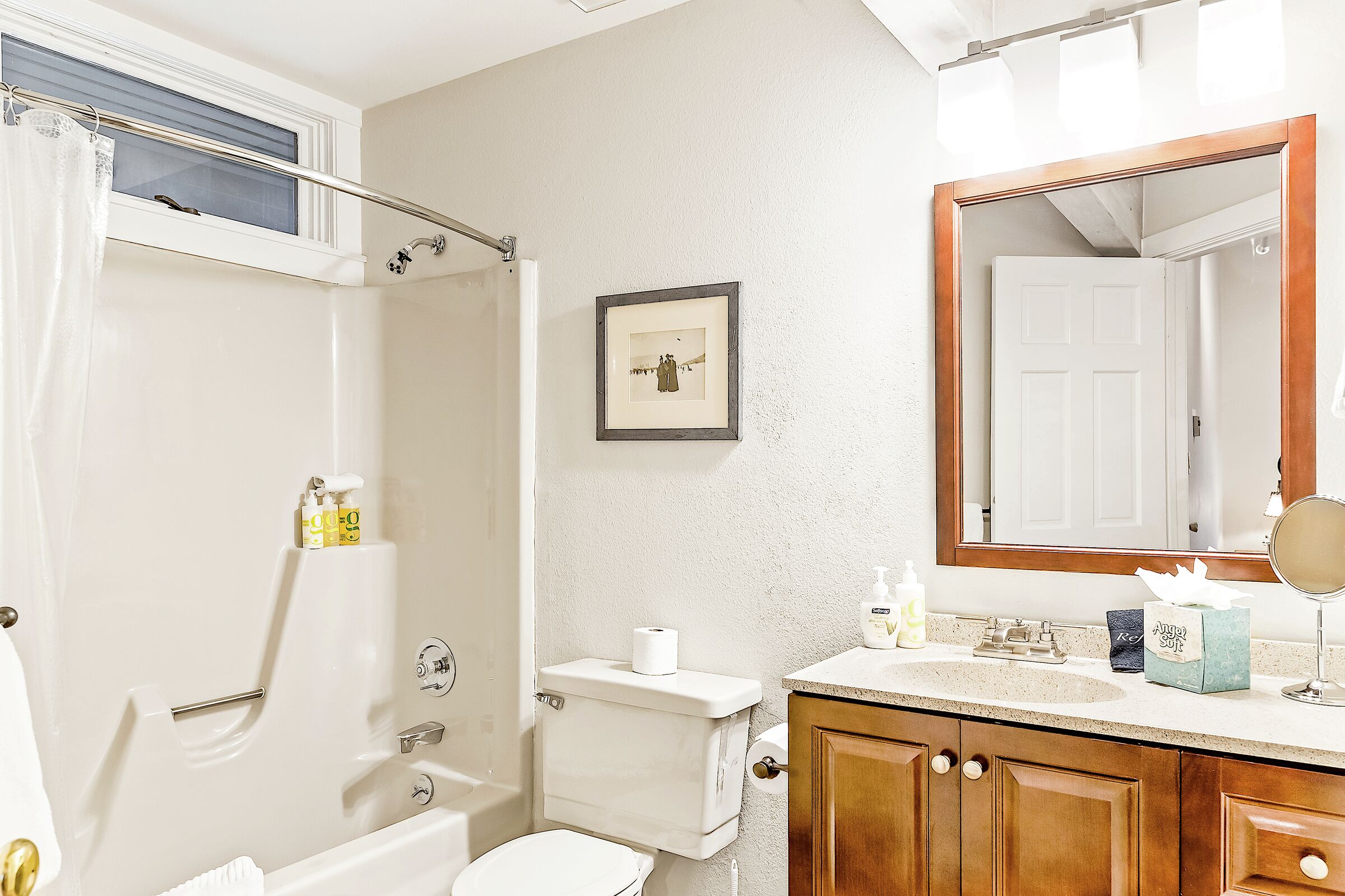 #5 - Master Ensuite Bathroom