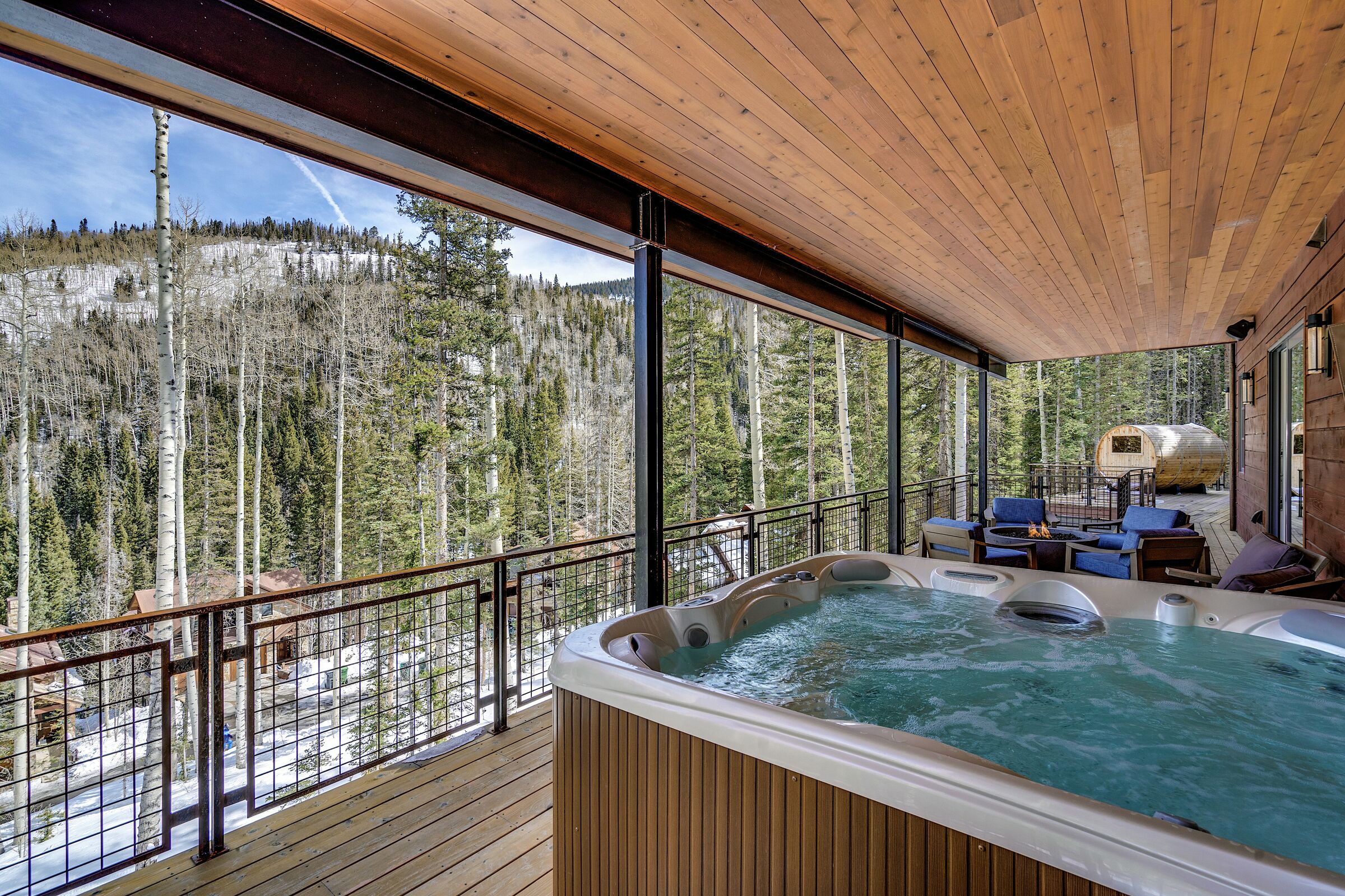 Balcony with Hot Tub