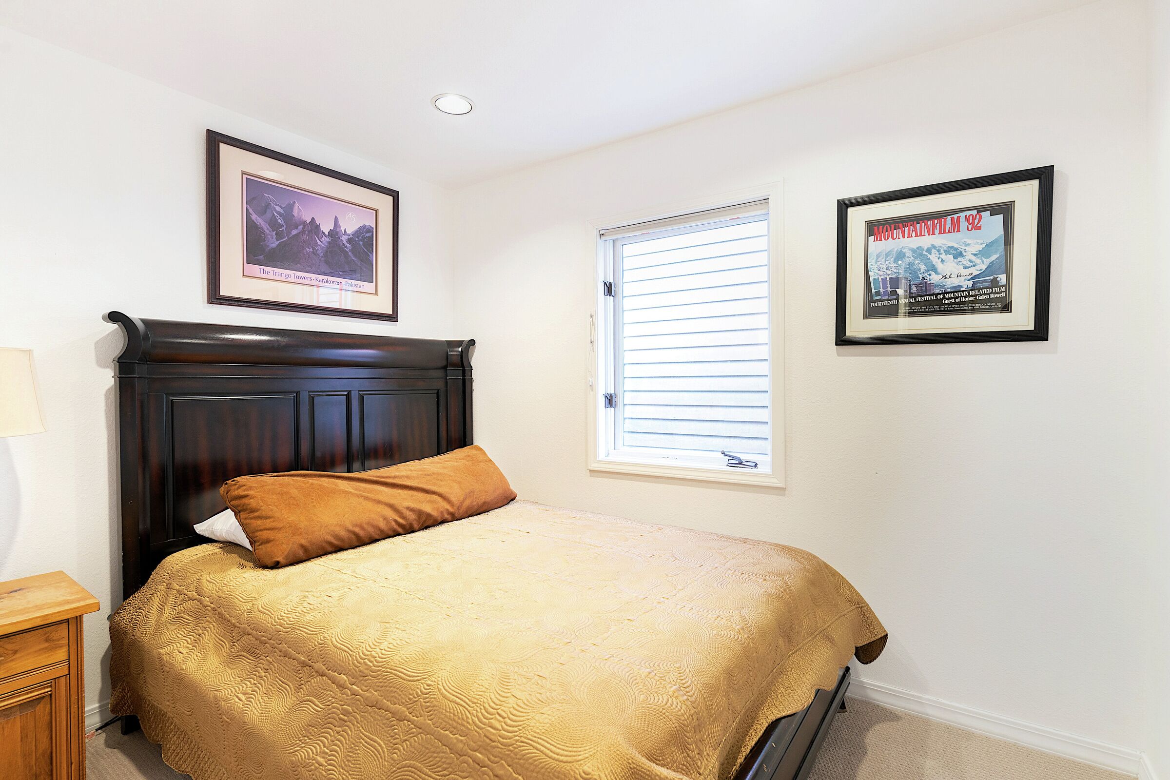 6 Bdrm + Loft 4 Bath - Bedroom