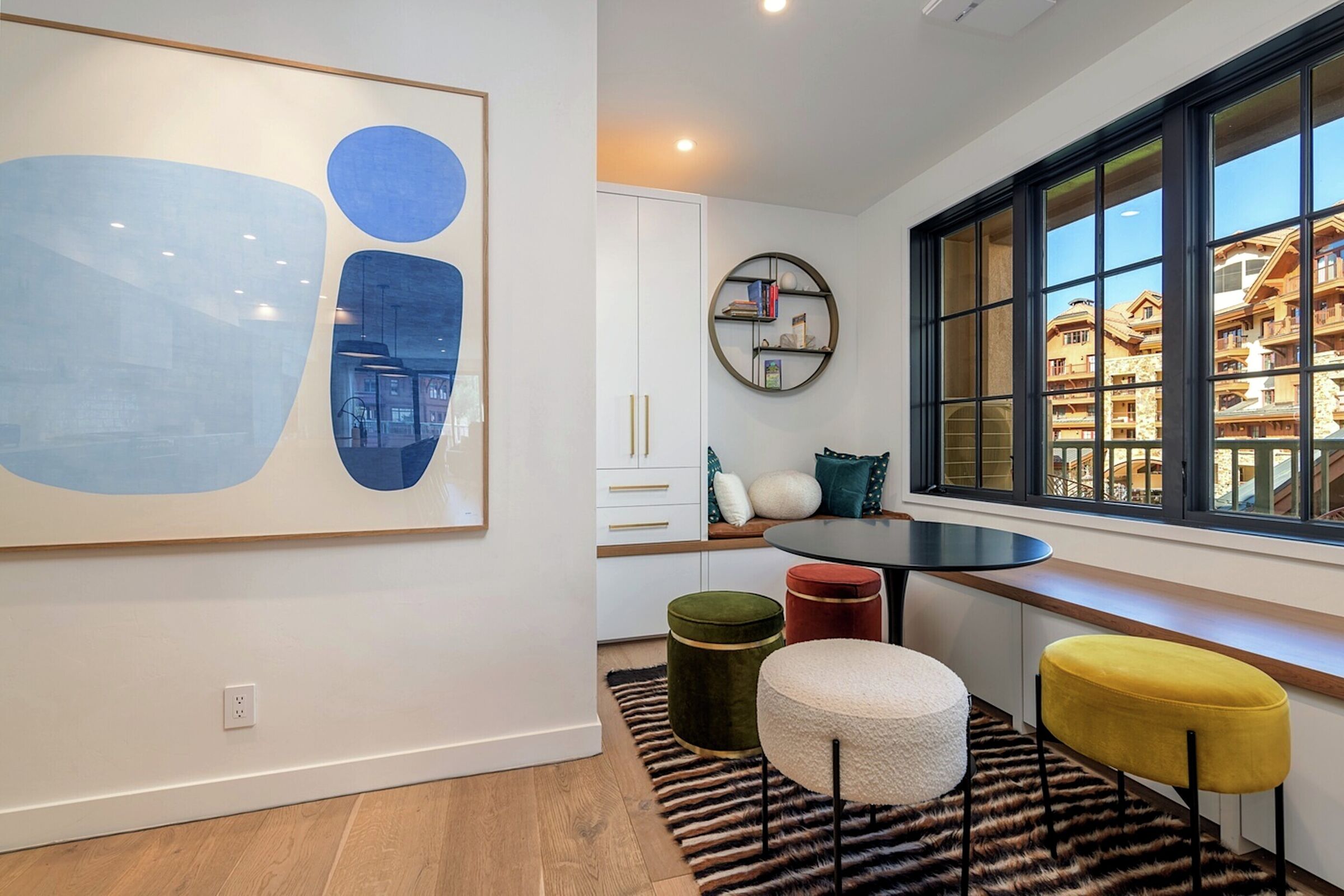 Breakfast Nook
