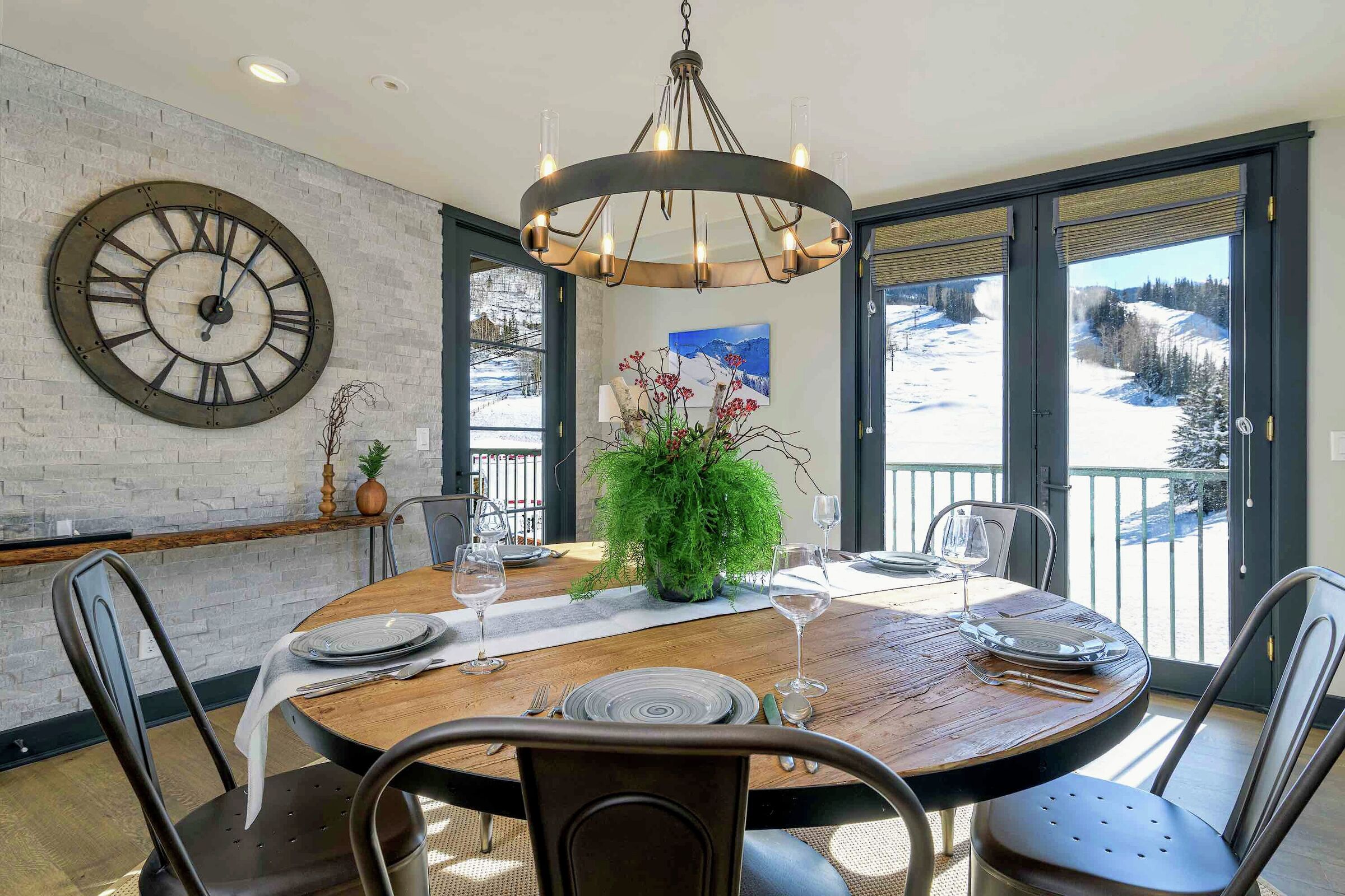 #303 - Dining Room