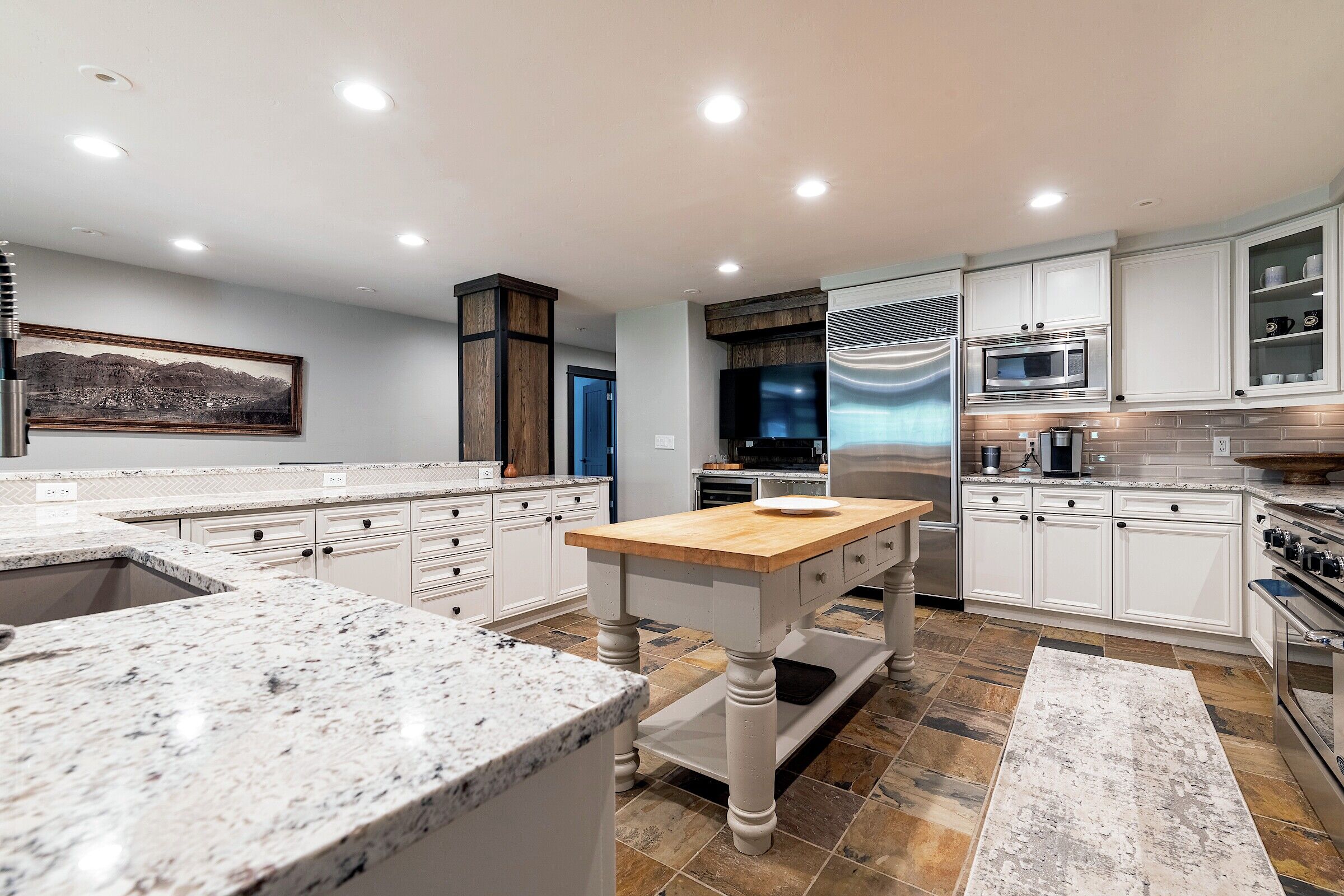 #303 - Kitchen