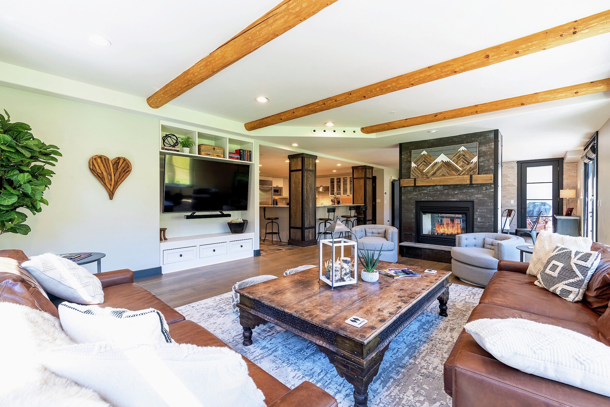 #303 - Living Area