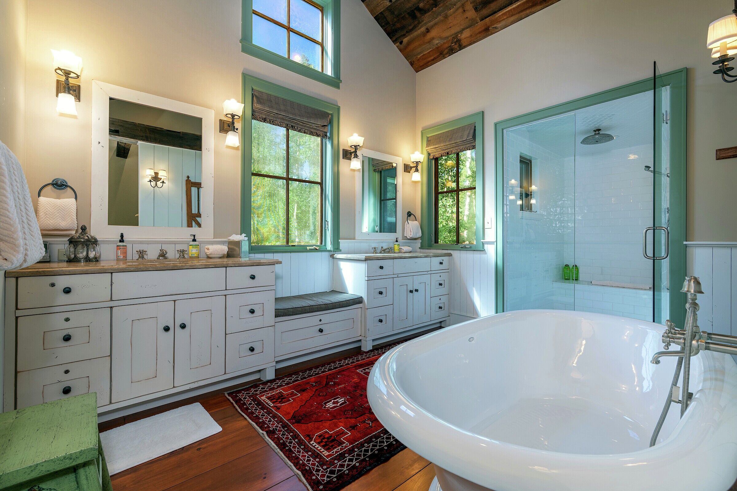 Master Ensuite Bathroom