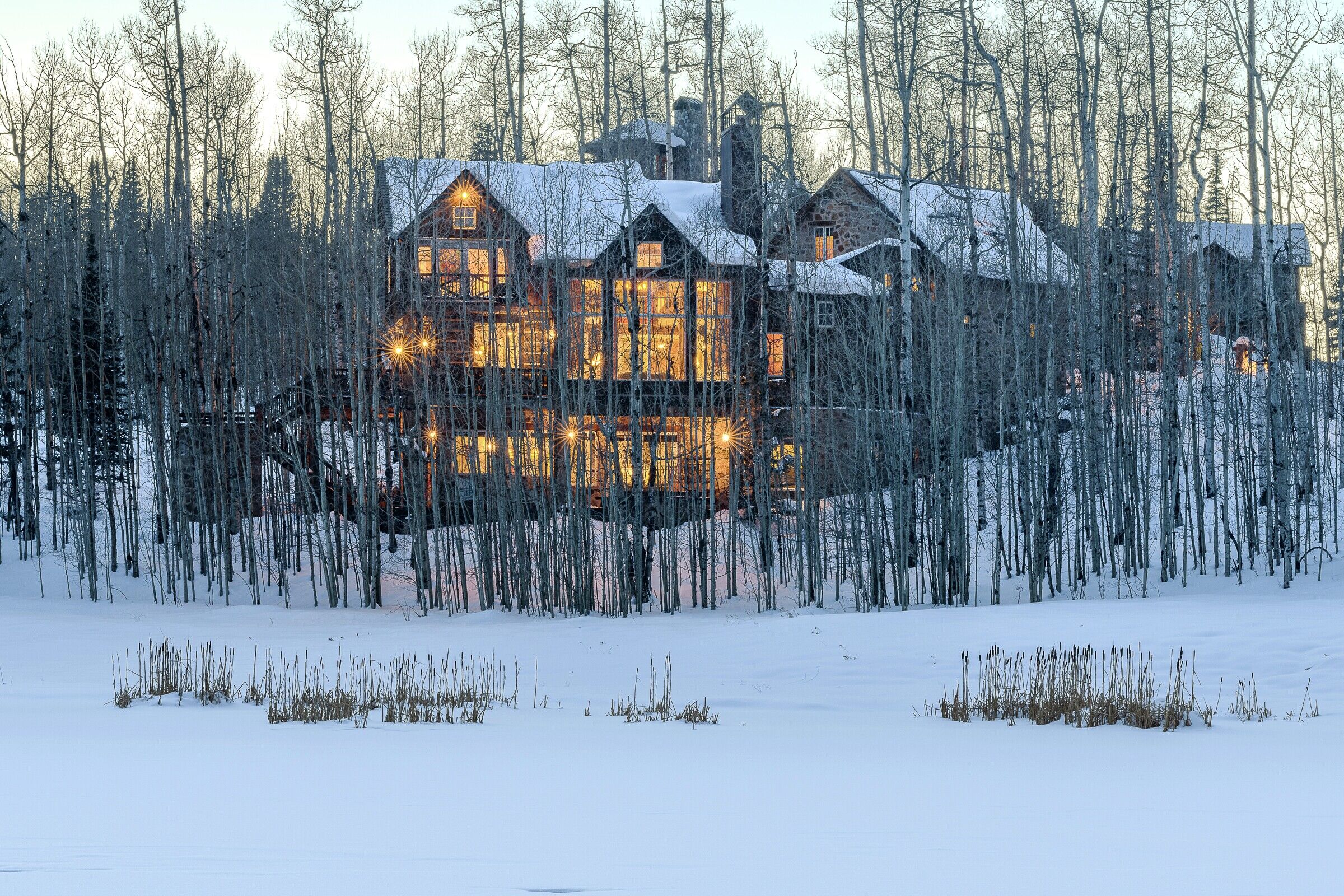 Elk Lake Lodge