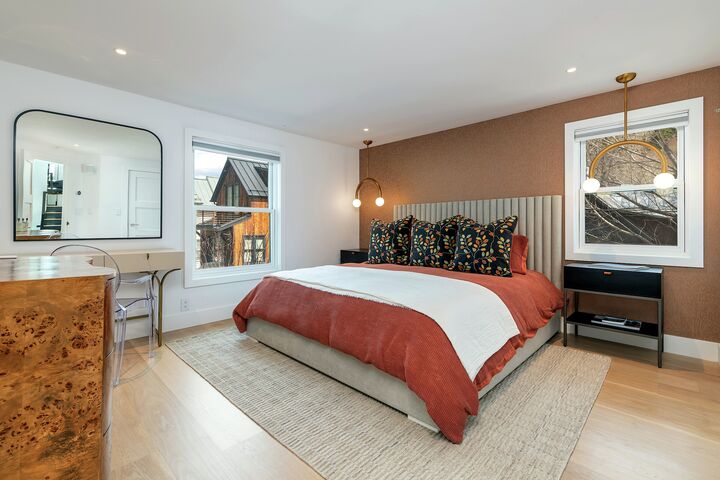 3 Bdrm 3 Bath HT - Bedroom