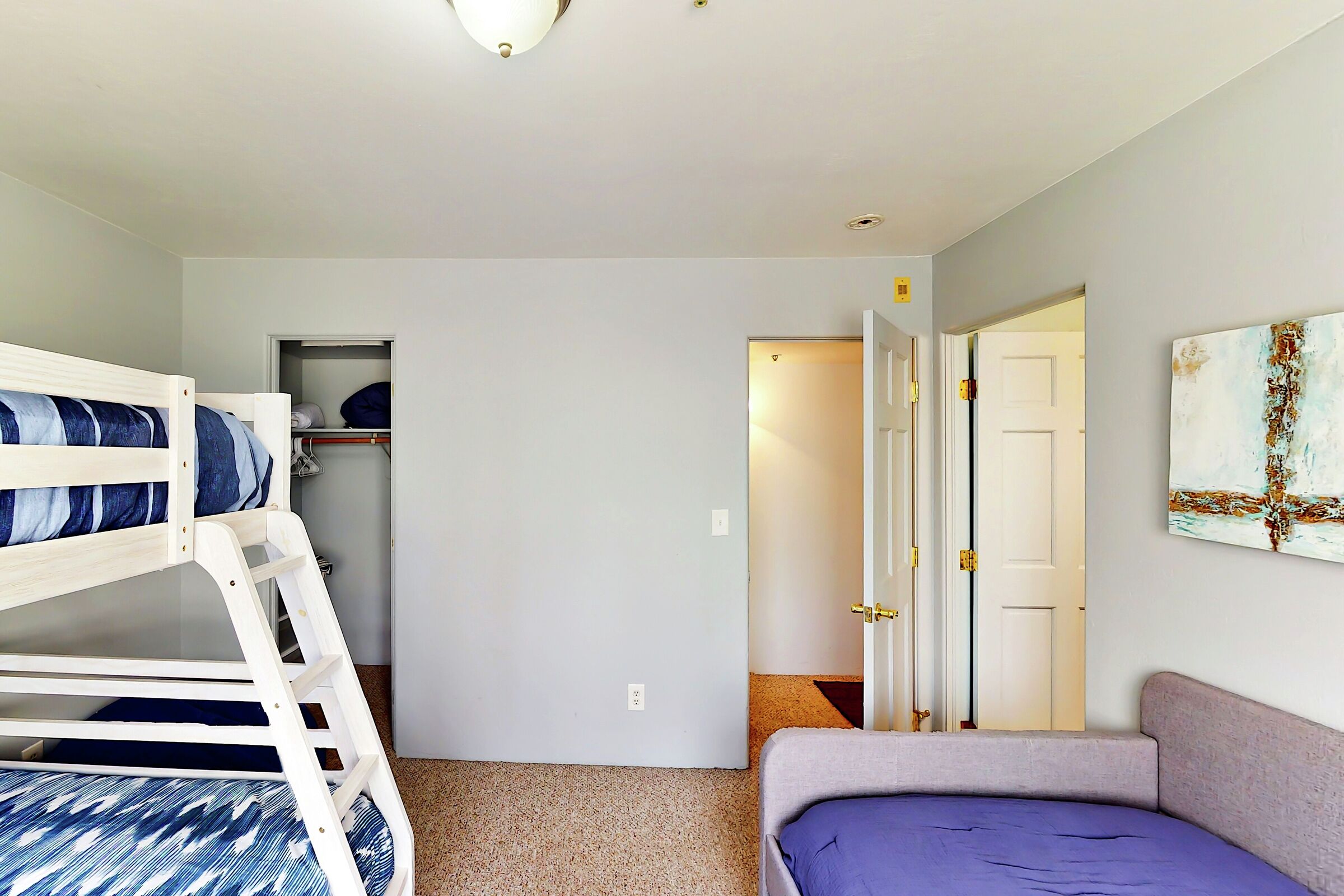 #5B - Bedroom