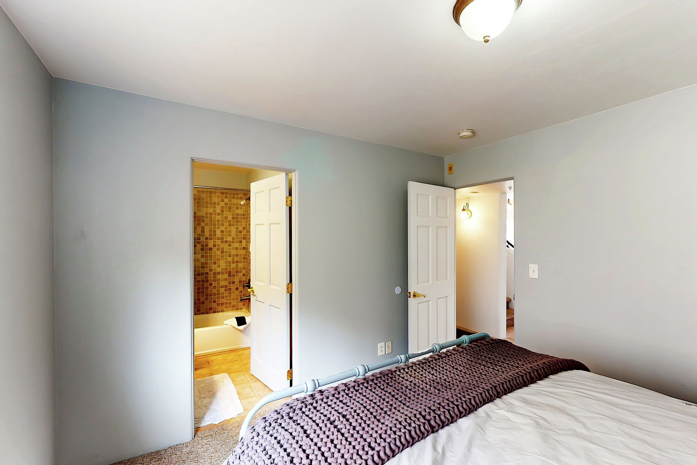 #5B - Bedroom