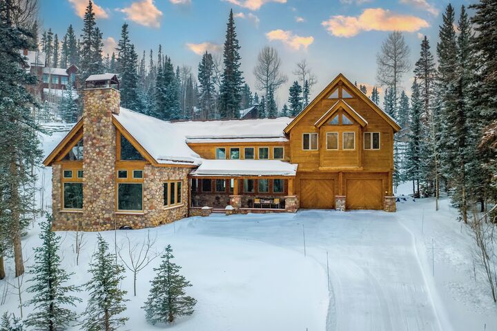 Palmyra 94 - Mountain Tranquility