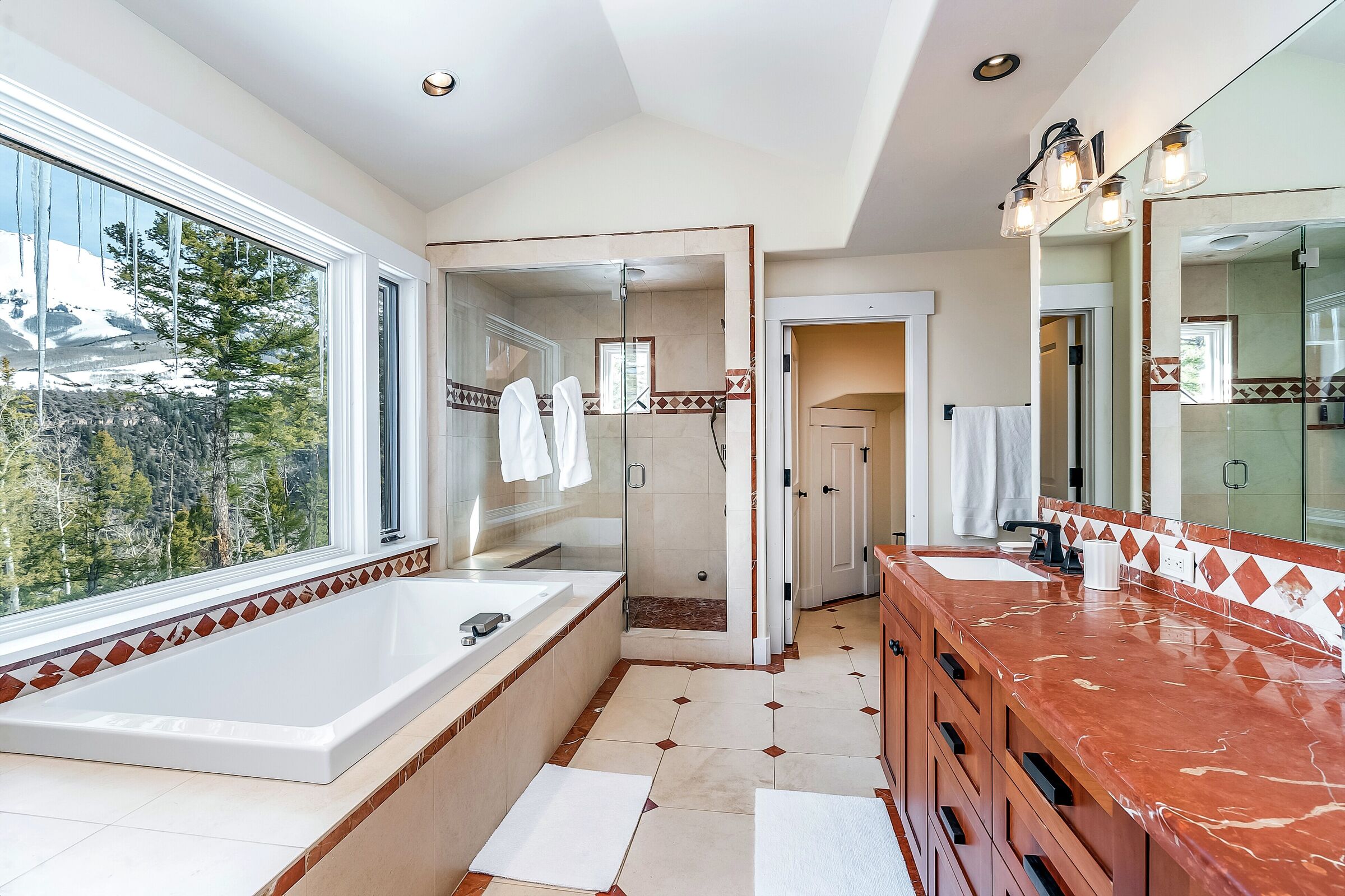 Master Ensuite Bathroom
