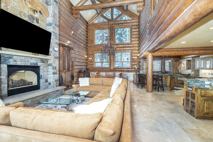 6 Bdrm 6.5 Bath HT - Living Area