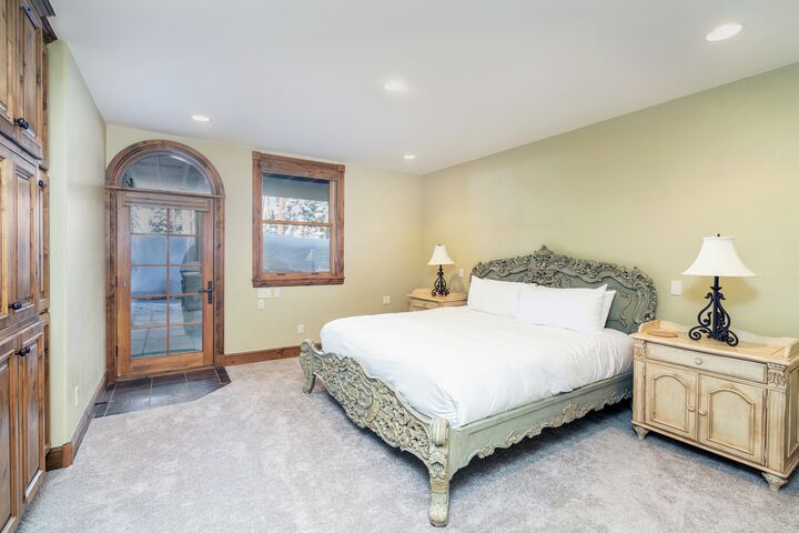 6 Bdrm 6.5 Bath HT - Bedroom