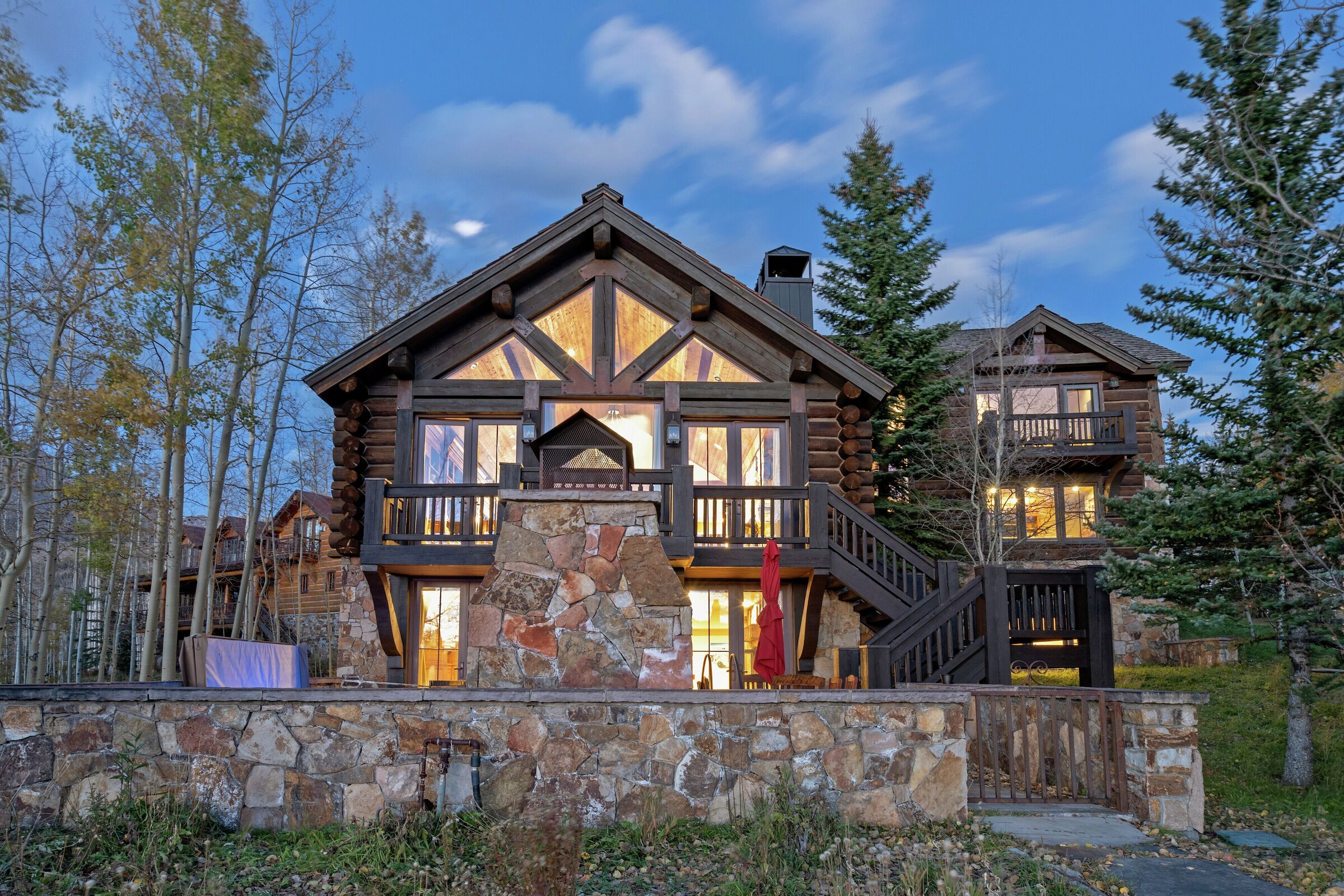 Country Club Estate