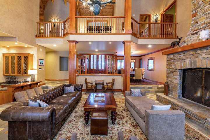 6 Bdrm 8 Bath HT - Living Area