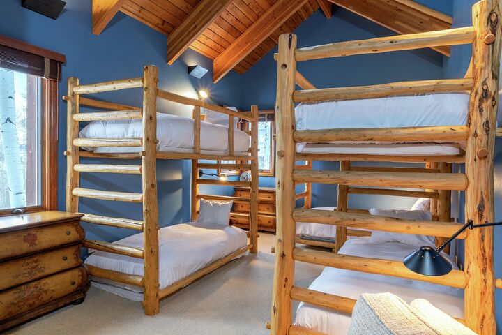 6 Bdrm 8 Bath HT - Bedroom