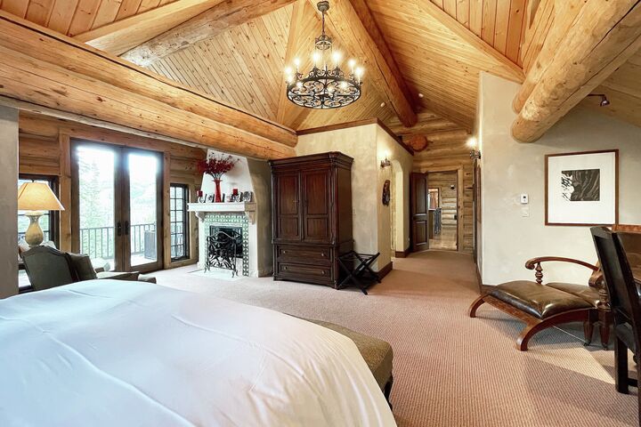 7 Bdrm 7 Bath HT - Bedroom