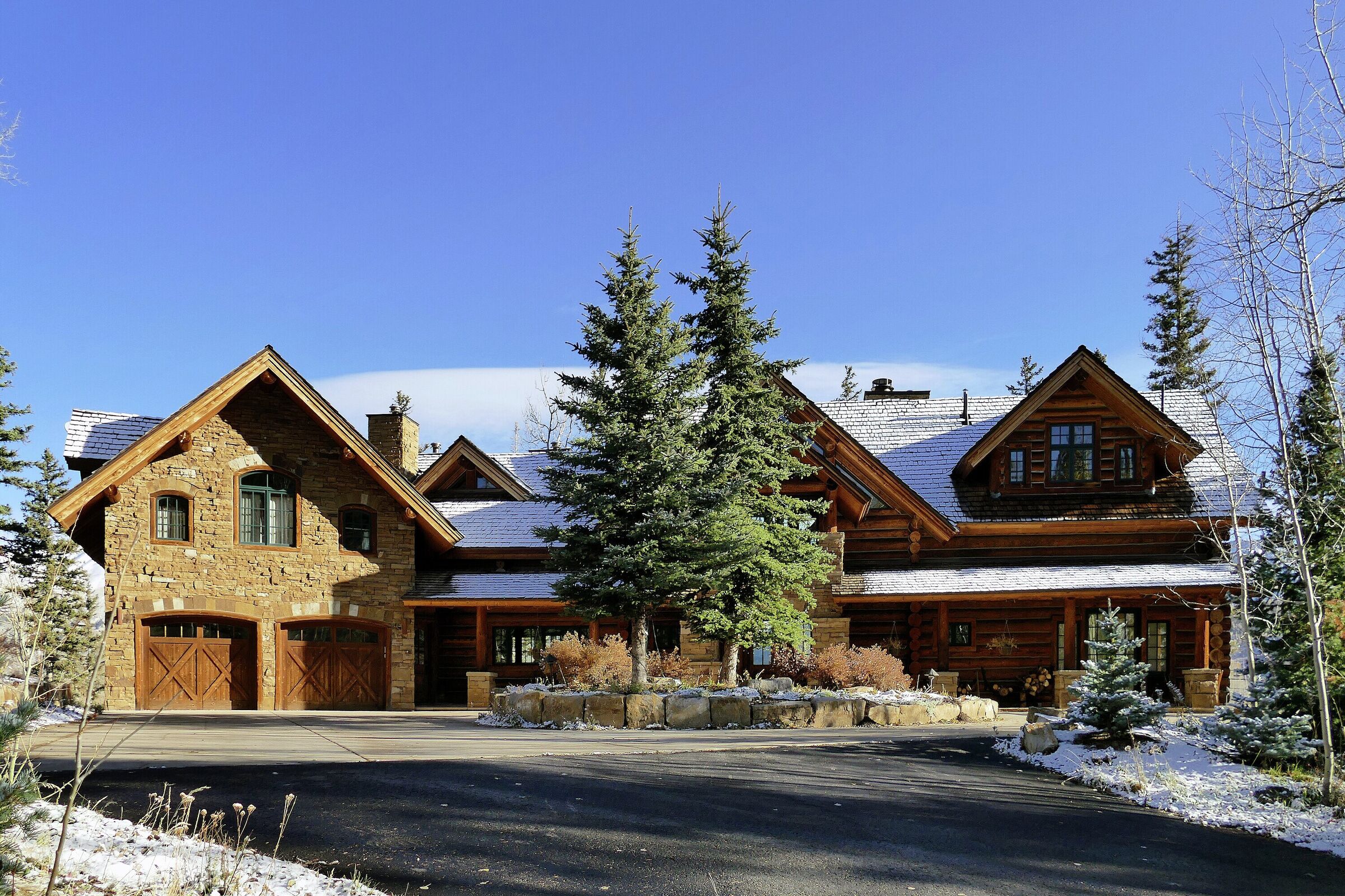Hilltop Hideaway