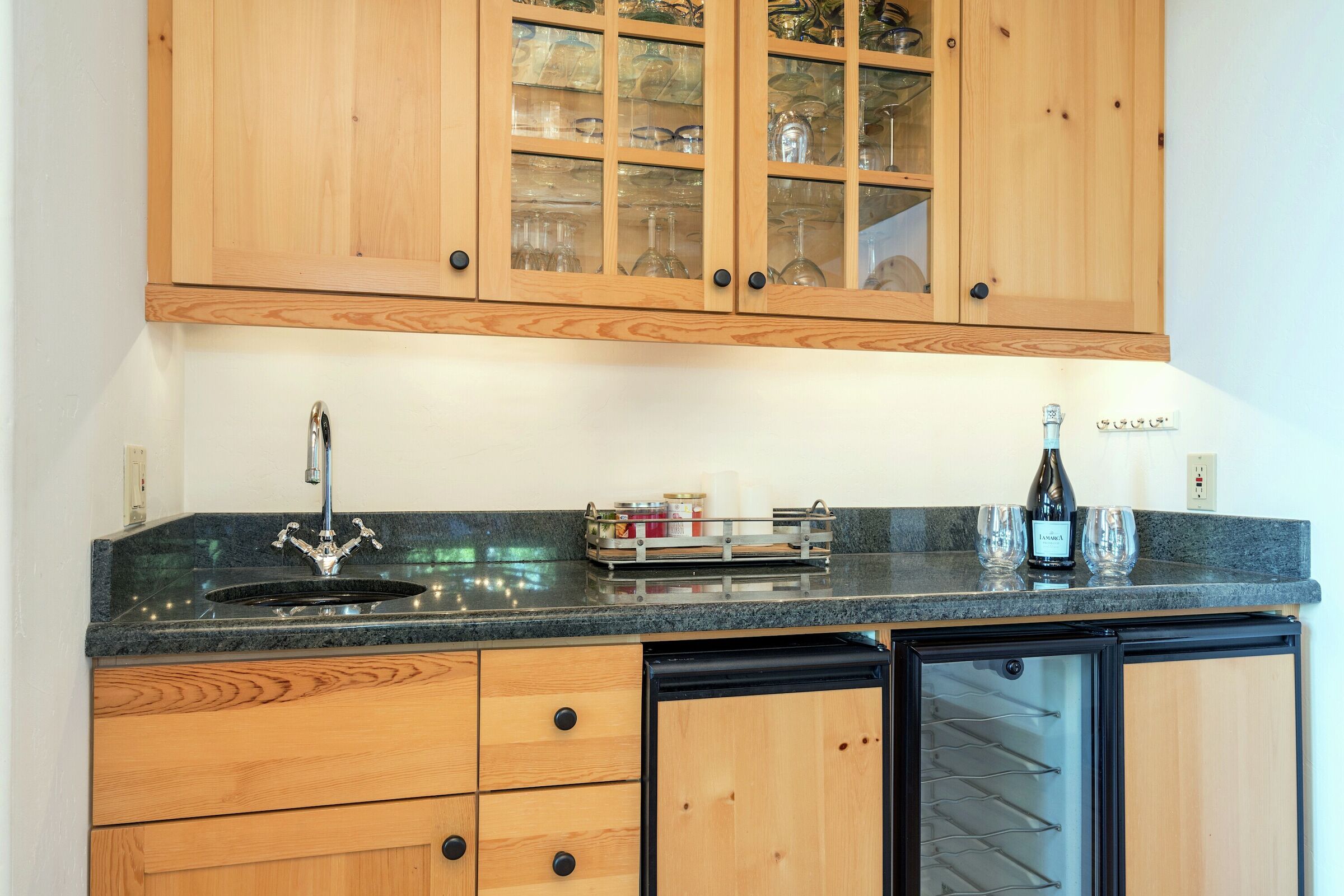 Kitchen Wet Bar
